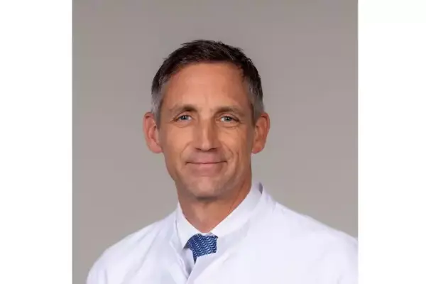 Ganzheitlicher Ansatz in der Wirbelsäulenchirurgie: Experteninterview mit Prof. Dr. Christoph Siepe